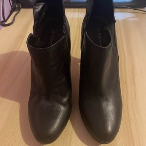 BCBG women’s bootie size 10